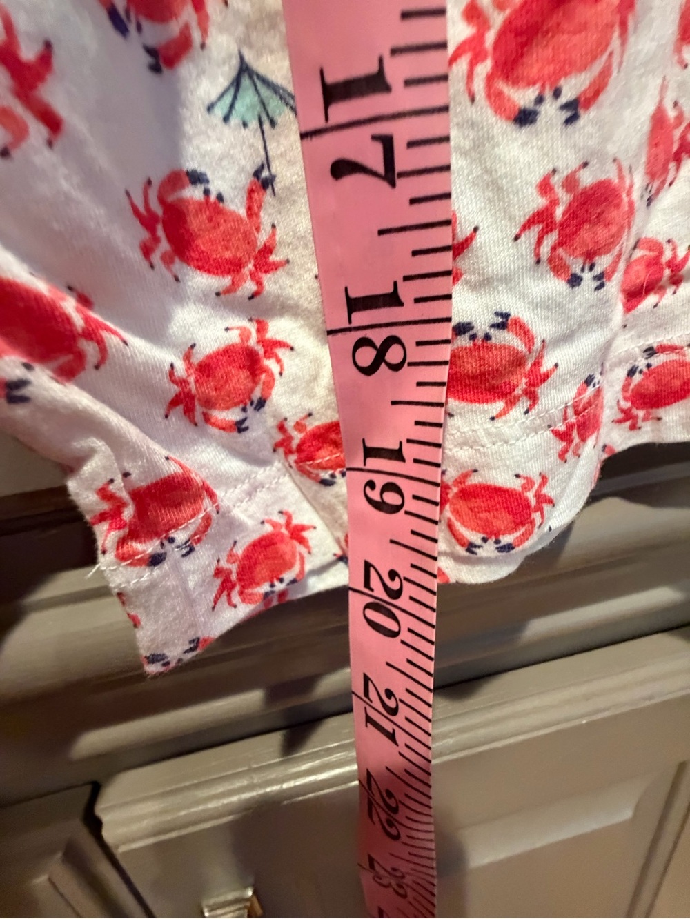 HUE White Pajama Shorts with Red Crab Print and Red Drawstring - Picture 4 of 4